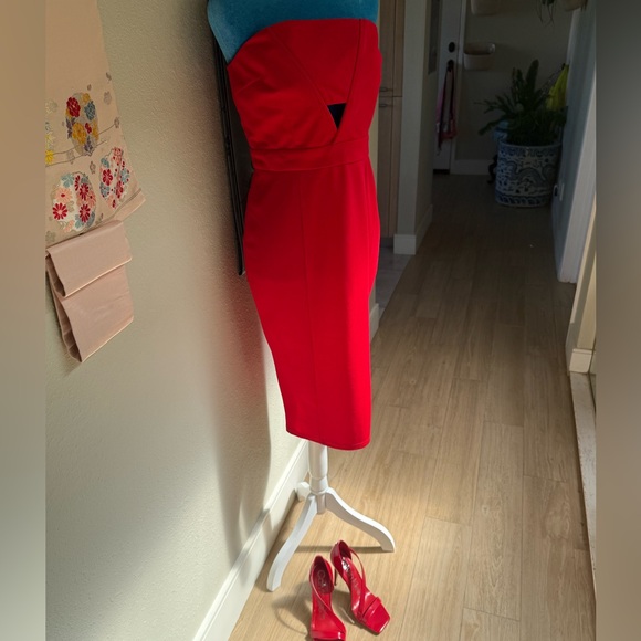 Missguided + Dresses & Skirts - Missguided+ Vibrant Red Strapless Stretch Cut Out Midi Dress